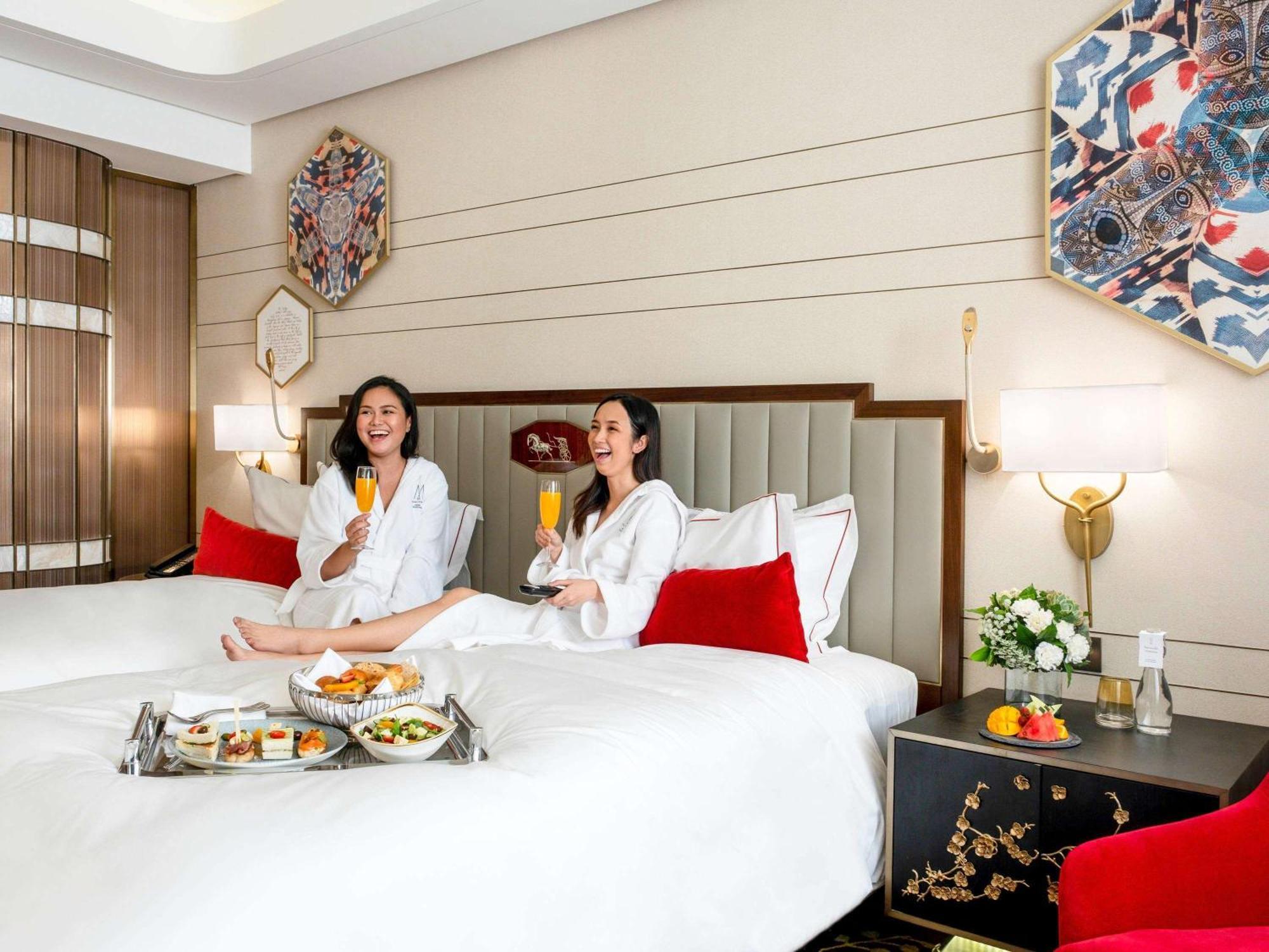Admiral Hotel Manila - Mgallery Collection Экстерьер фото